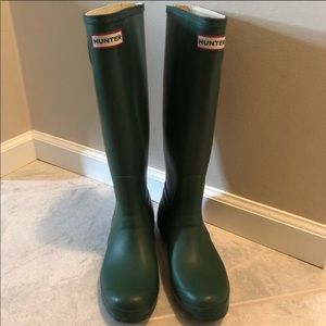 Hunter Matte Green Tall Boots